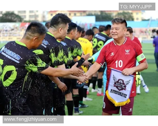 致足球明星们的心声与祝福希望你们继续闪耀在绿茵场上